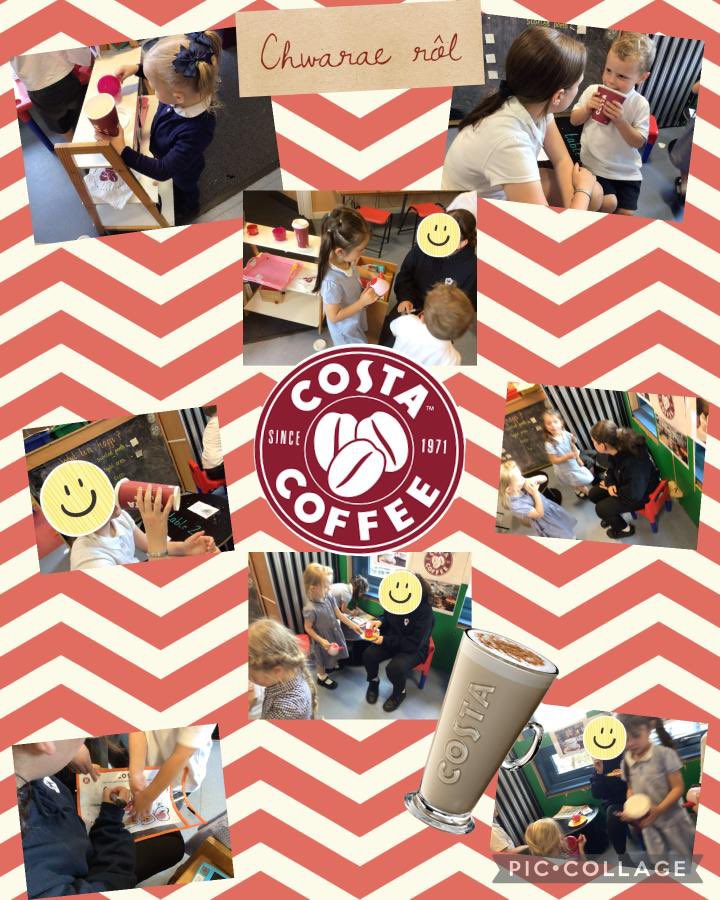 🫖#RolePlay ☕️ Over the last two weeks we have enjoyed developing our communication with others in our #CostaCoffee role play area. We have taken turns when exchanging conversations with one another to develop our oracy skills with one another.