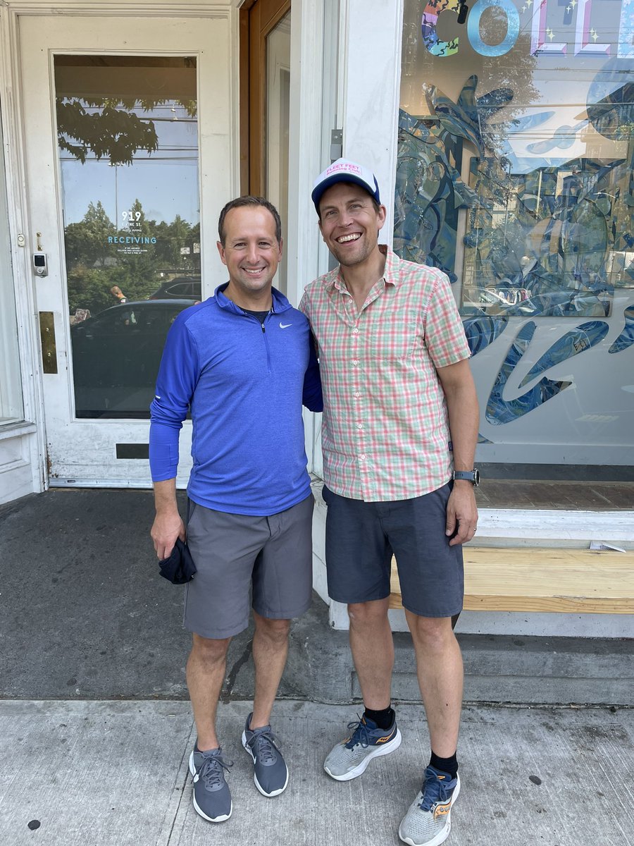 bvrunner99's tweet photo. Visited @FFSeattle yesterday and had the amazing opportunity to meet Brian Morrison.  He is featured in @TheGingerRunner “A Decade On”.  Such an awesome &amp; inspiring story.  If you haven’t seen it, search it up on YouTube.  Brian was as humble in person as portrayed in the movie. https://t.co/mEoAFfgTym