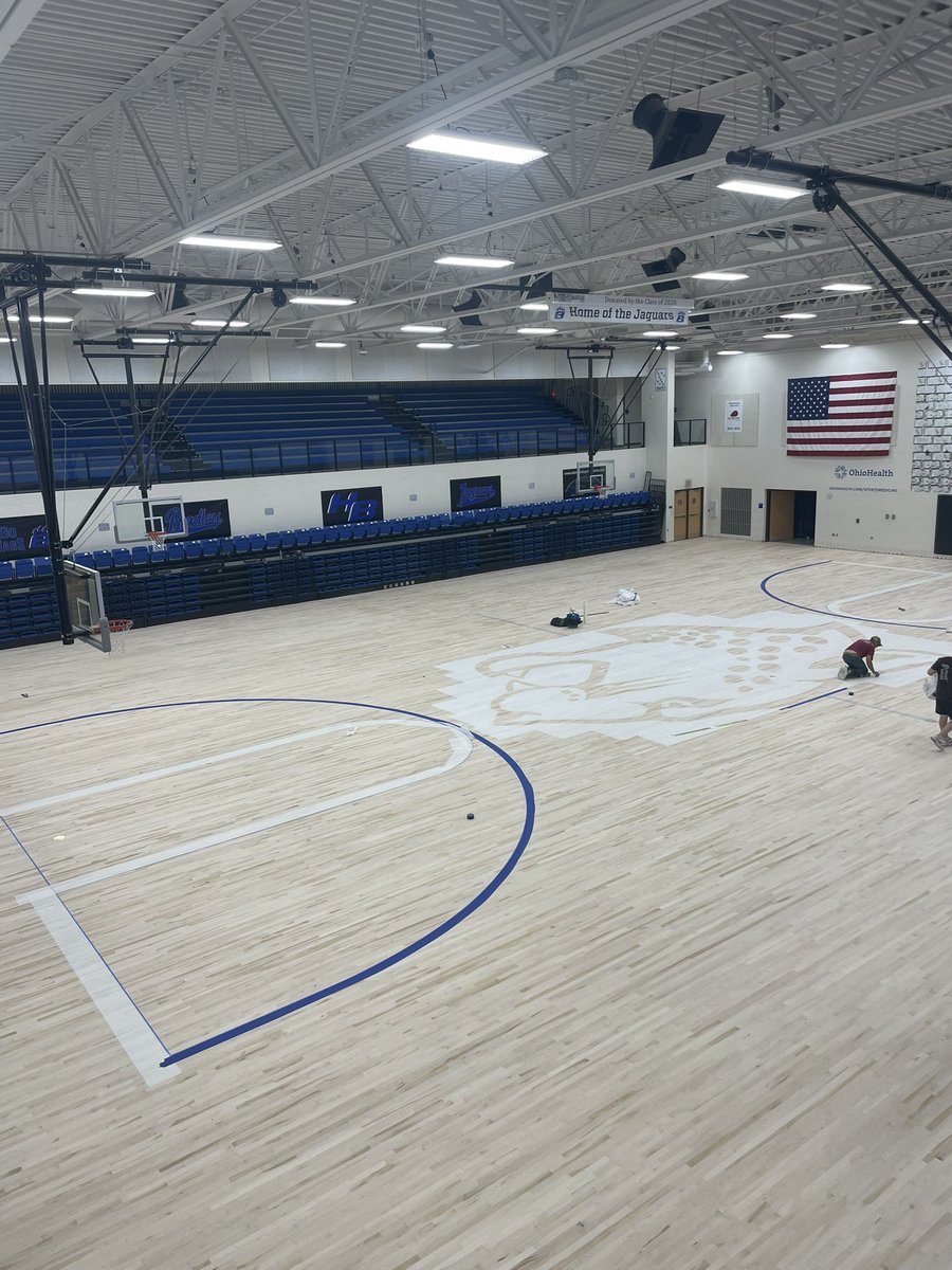 New gym floor is well underway 👀🐆