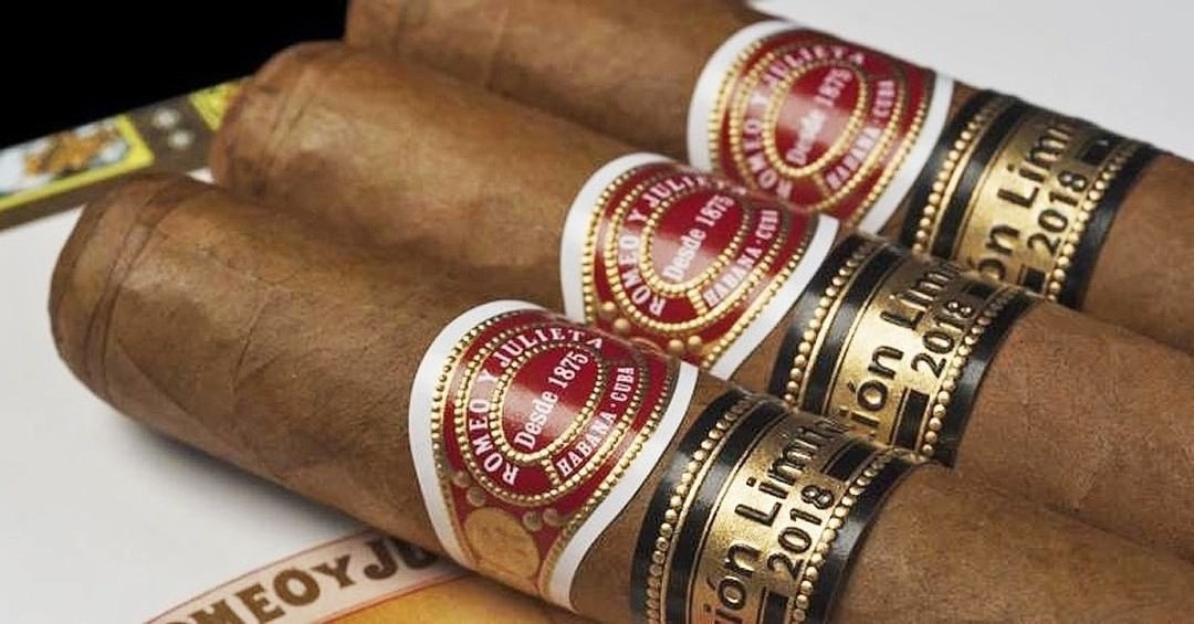 TheHavanaCigars.com
The world of Cuban tobacco

ROMEO Y JULIETA Tacos Edición Limitada 2018

#cigars #habanos #cohiba #cigarlife #cigaraficionado #bolivar #cigarsociety #havana #montecristo #partagas #trinidad #cigarlover #cigarsmoker #cuban  #thehavanacigars