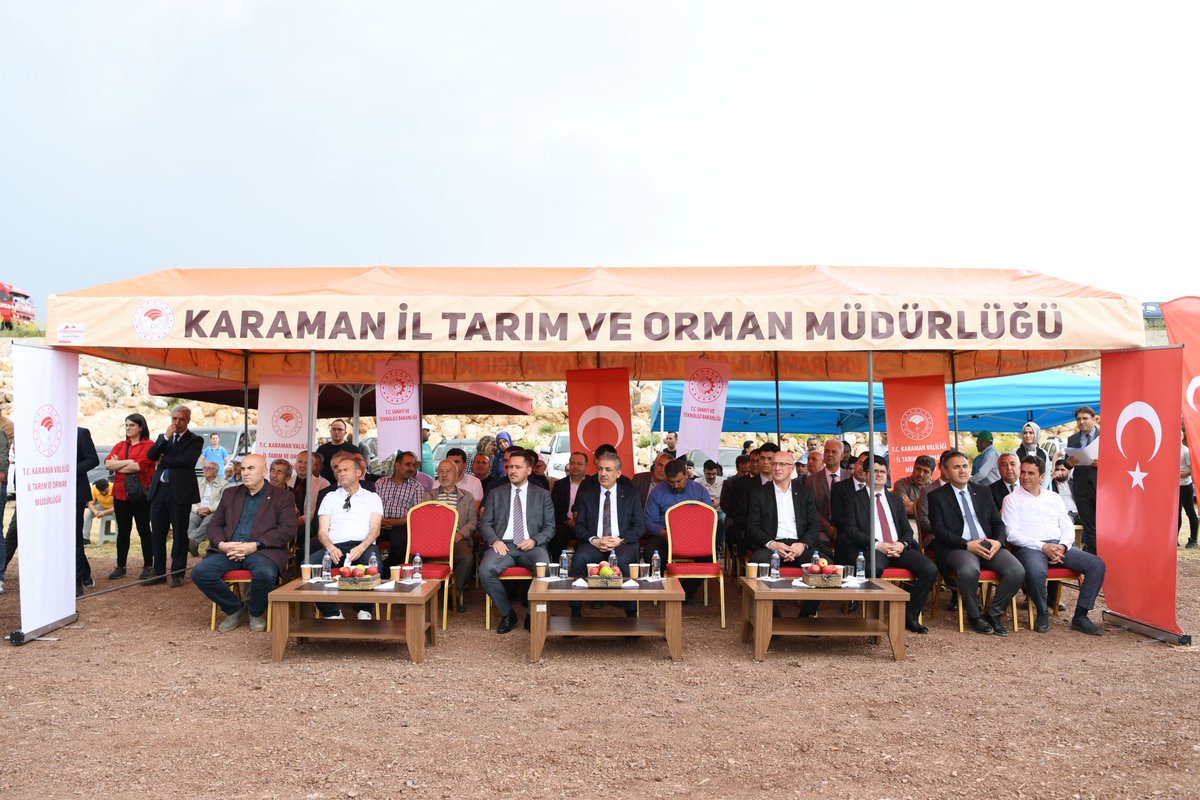 KaramanValiligi's tweet image. Hayırlı, uğurlu olsun.

İlimize değer katacak, elma üretimine ve elmaya dayalı sanayimizin gelişmesine büyük faydalar sağlayacak KOP Elma Sınıflandırma ve Paketleme Tesisi Temel Atma Töreni, Valimiz Sn. Tuncay Akkoyun’un katılımıyla gerçekleştirildi.

👉 karaman.gov.tr/valimiz-sn-tun…