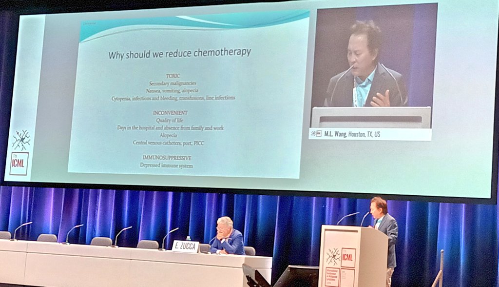 Dr M. Wang @michaelwangmd defending the use of chemo-free regimens as fronline approach for #mantlecelllymphoma at #17ICML . So inspiring!