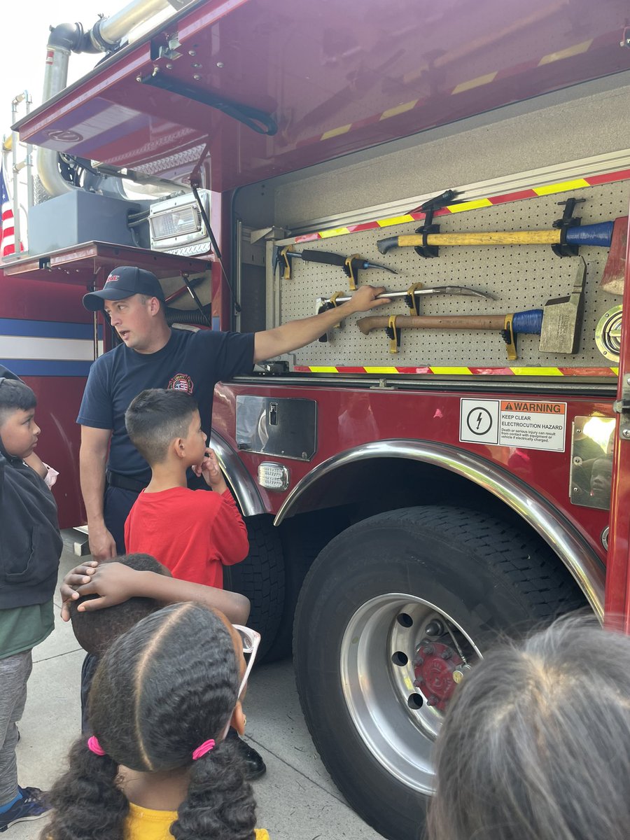 cdolsky's tweet photo. Thank you to the Liberty Fire Department for letting our multilingual learners come visit this morning! We had so much fun and got to see what we learned about firefighters and fire stations in the real world!  @LIBERTYSCHOOLS @LibertyEdFdn #LPSSummer2023 https://t.co/p5lRLiVEp3