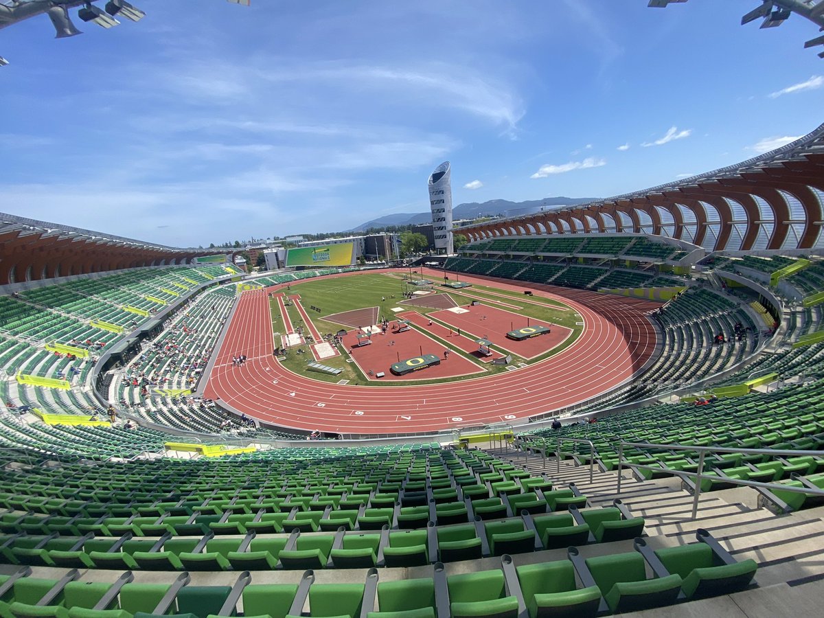 BHAM_20's tweet image. Back at the #NikeOutdoorNationals where @hammond_easton is in 4th to start day 2 of the Decathlon