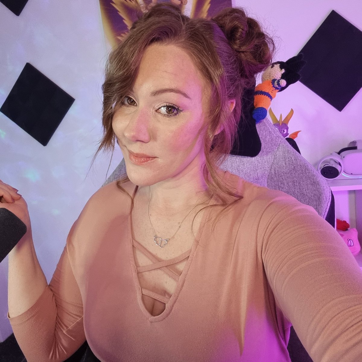 Who's around for a stream tonight? Shall I spacebun? More diablo? 8pm bst be there or ya know....