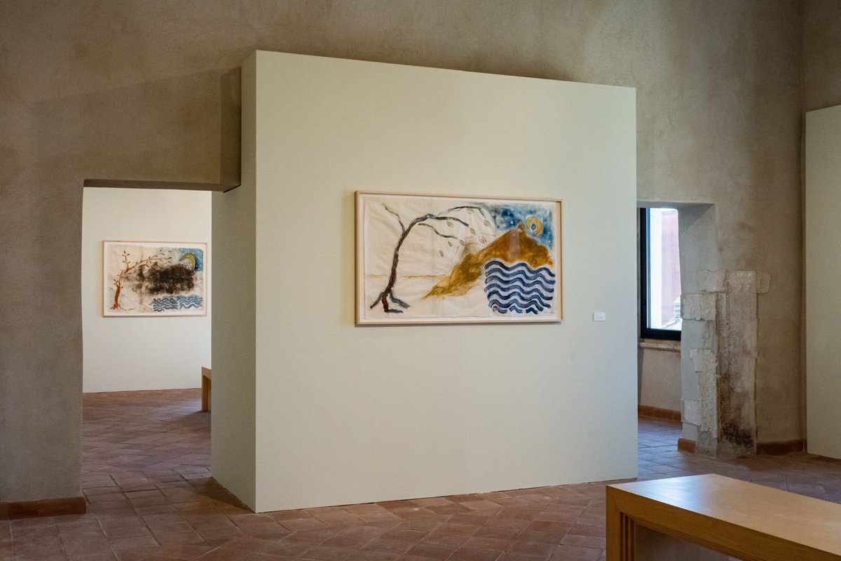 «La scena artistica del Mediterraneo è un patrimonio identitario fatto di apertura, accoglienza e coesistenza La mostra di #IsabellaDucrot incarna questi valori, con le grandi opere dedicate allo sbarco di Enea o i paesaggi dove l’elemento dell’acqua è una costante», @a_g_giuli
