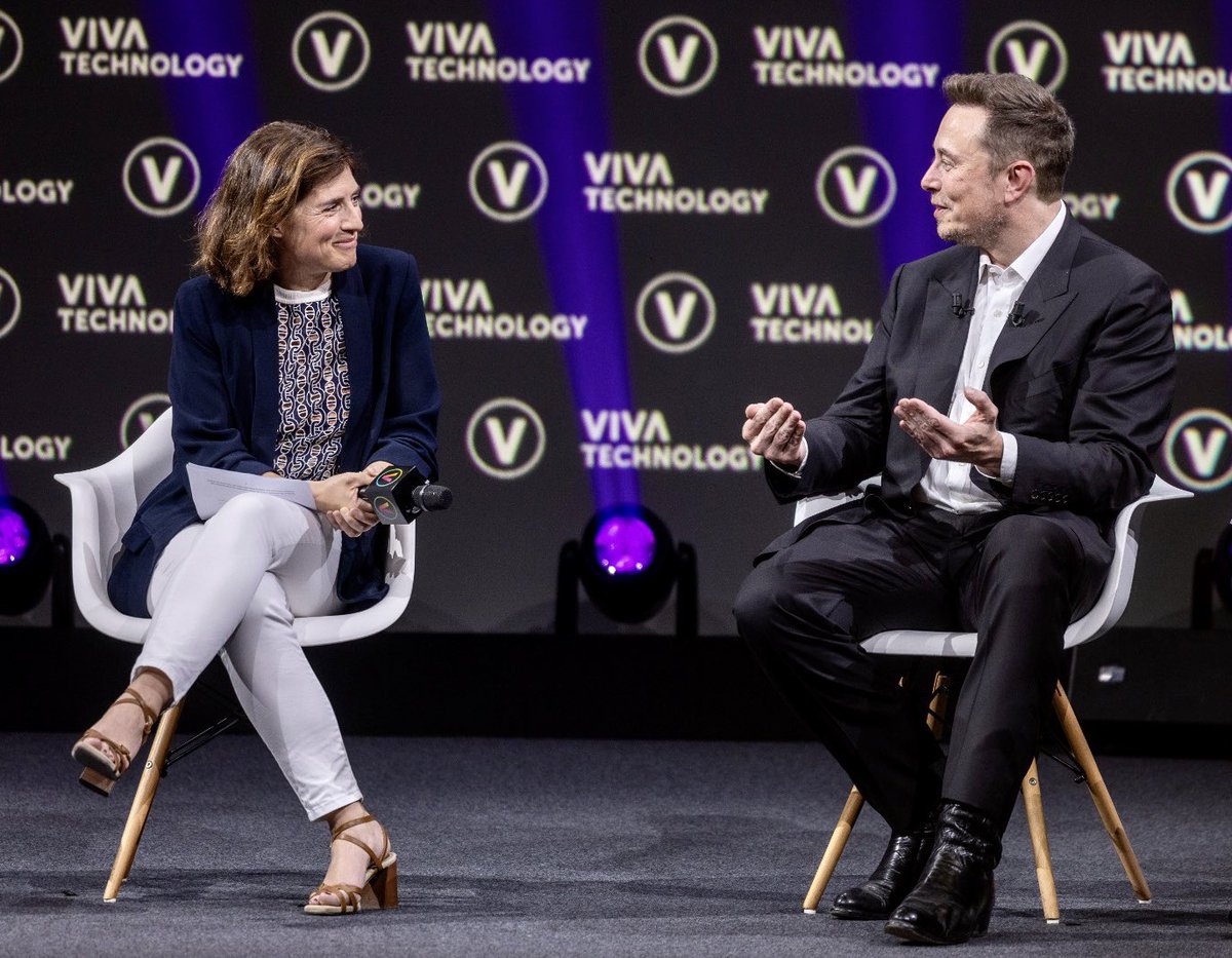 sduvoux's tweet photo. @Cheydema @orange interviewant @elonmusk à #vivatech  : fake news, cyber harcèlement et protection https://t.co/fXgOOoMGfF