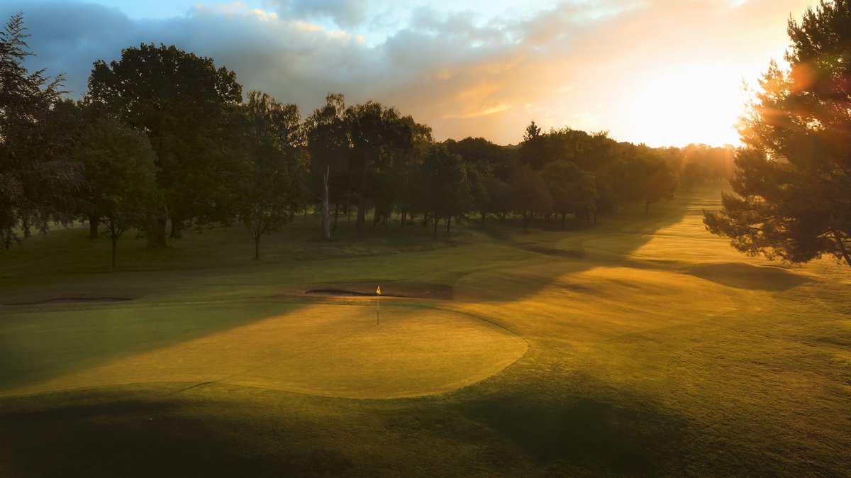 possibly be my fav shot so far this year. 1st @kedlestonparkgolfclub a serious course with great friendly members <a href="/golfmonthly/">Golf Monthly</a> top 100 are you listening. #lovegolf #GolfArt #kevinmurraygolfphotography #banditgolfproductions #adventuresingolf    #golfmonthly  #itsallaboutthelight