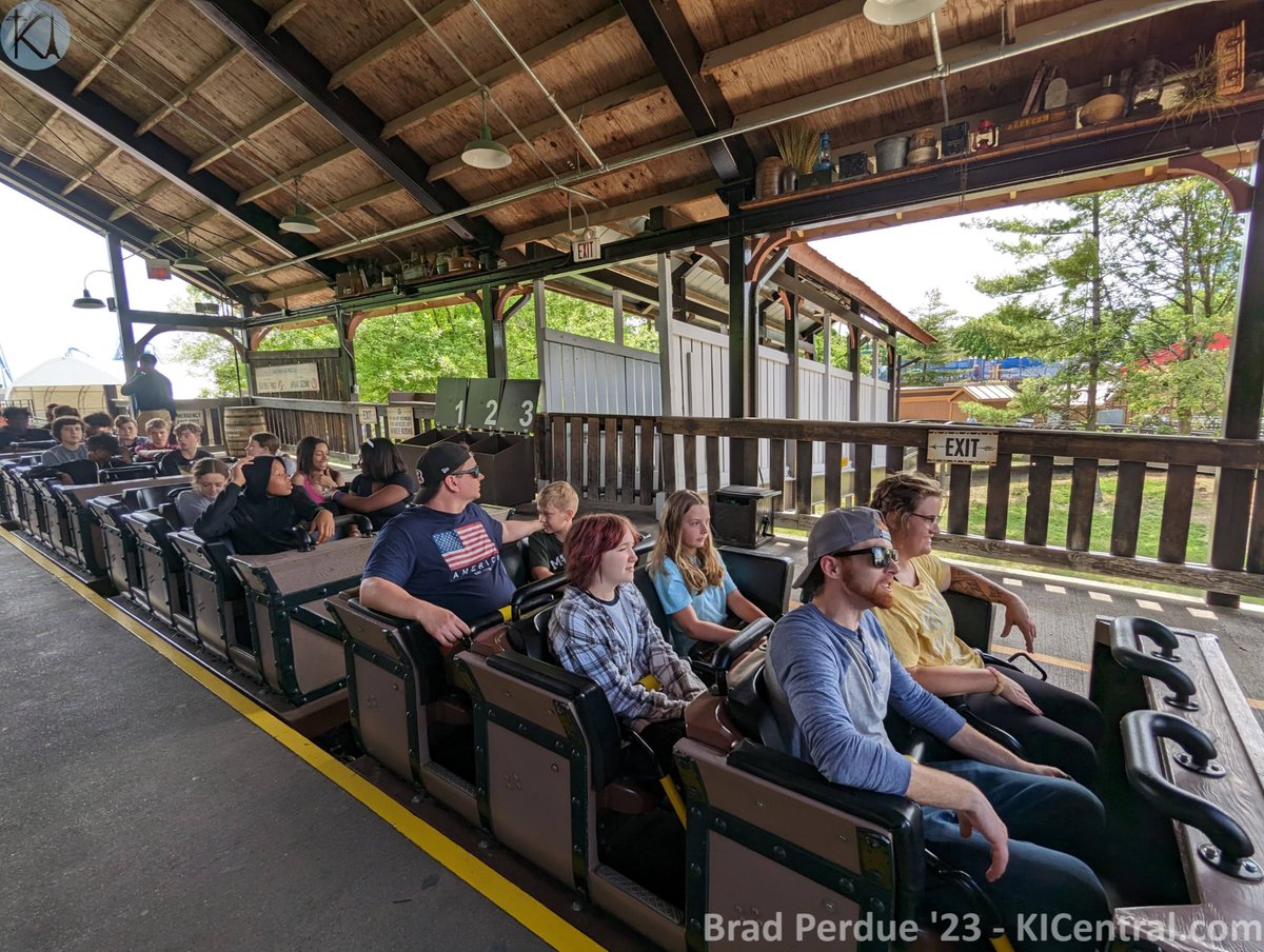 Adventure Express - Always on the right track! #KICentral #KingsIsland @DonHelbig @ZPop7