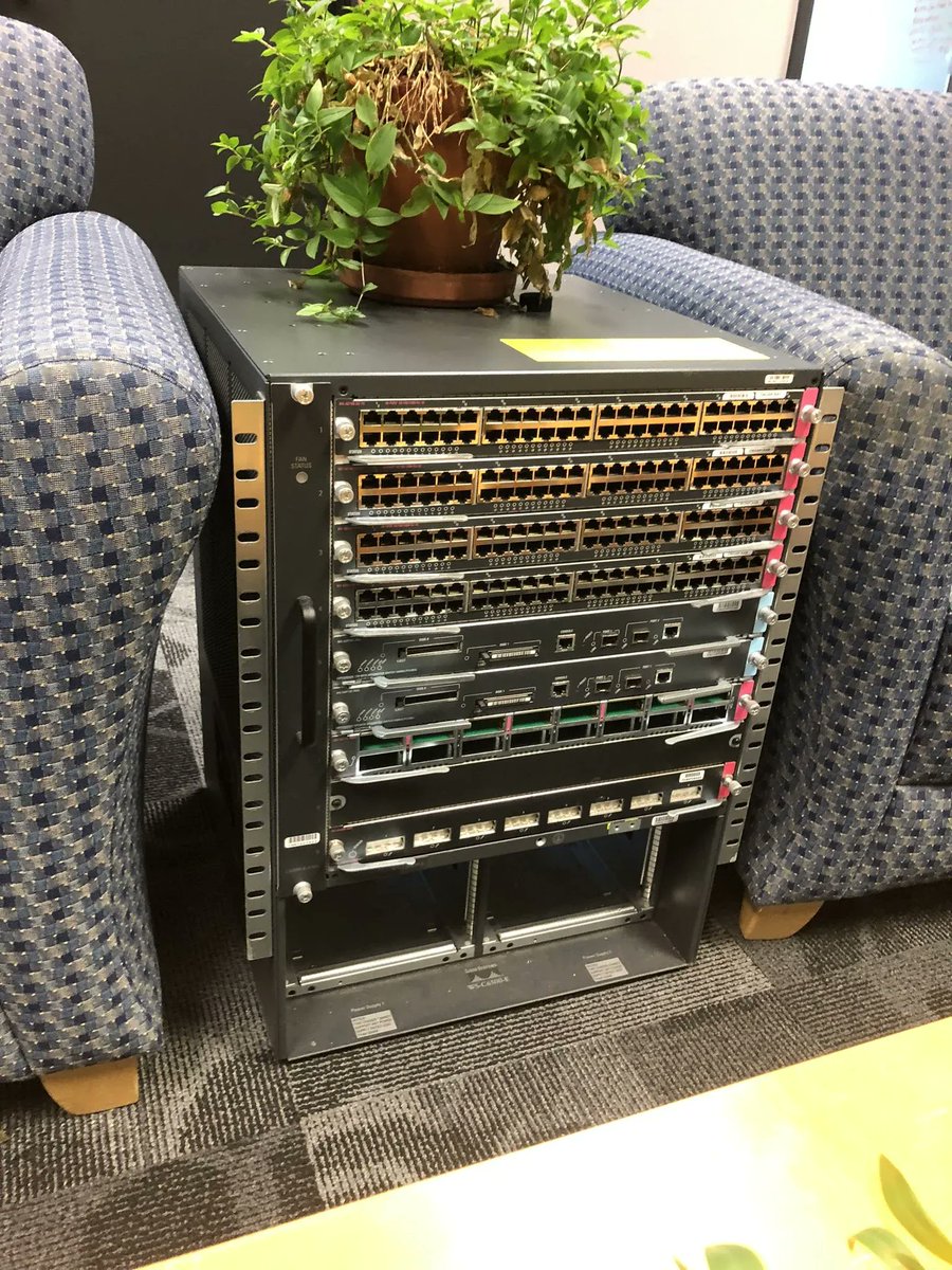 OrhanErgunCCDE's tweet image. Routing table ☺️ 👍