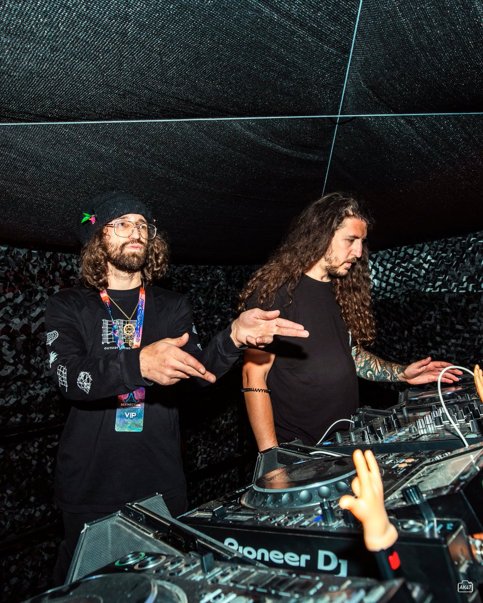 darkwoodbeats's tweet photo. I know I'm late but big love to #Rekinection last weekend π https://t.co/qzravwzpvL
