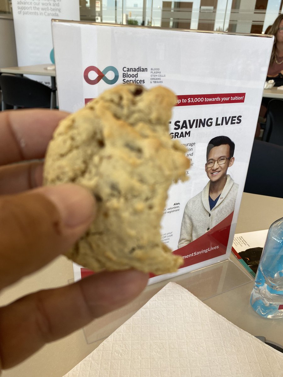 Fresh cookies are finally back at @CanadasLifeline all the more reason to go give blood.