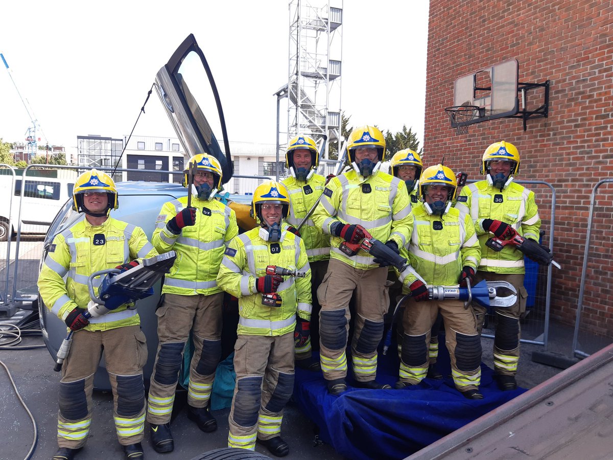 HIWFRS_LandD's tweet image. Our remote #RTC Course finished with all the students finding out they had passed the course and in @WinchesterStn30  #WelfareSpace @Grayshott07 @Kingsclere_09 @Hythe44 @Lyndhurst48 @HaylingFire21 #TheLearningNeverStops