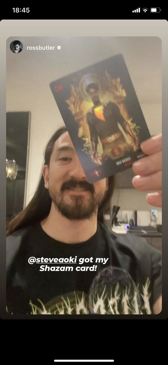 Hello there @steveaoki 🔥💪🏽💚 Welcome to the @Hro family! 

#Chapter3 #HybridTradingCards #Hro #WarnerBrothers