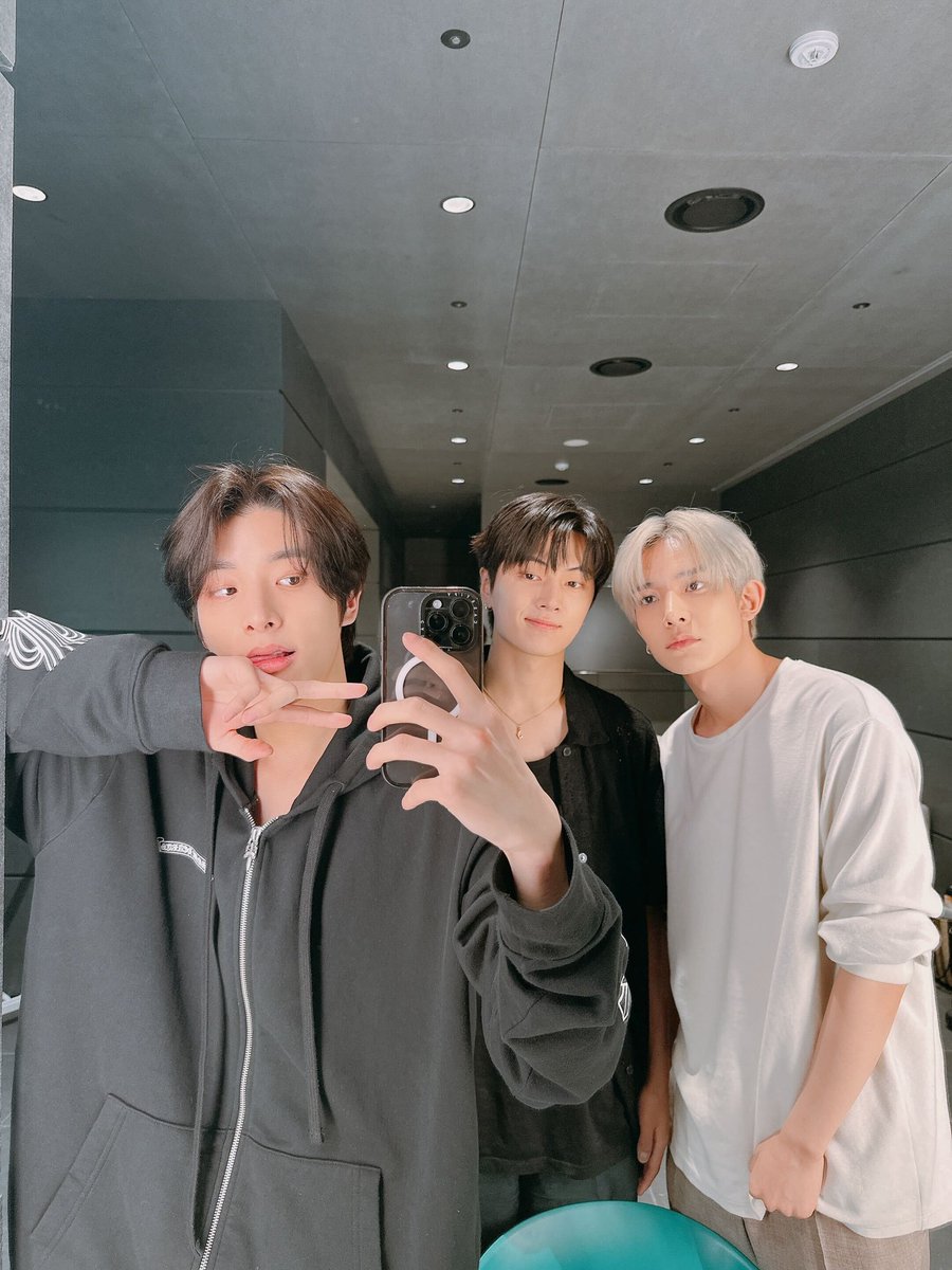 i4baekgu's tweet photo. mga jowa ni sunghoon https://t.co/myEKA16CPr