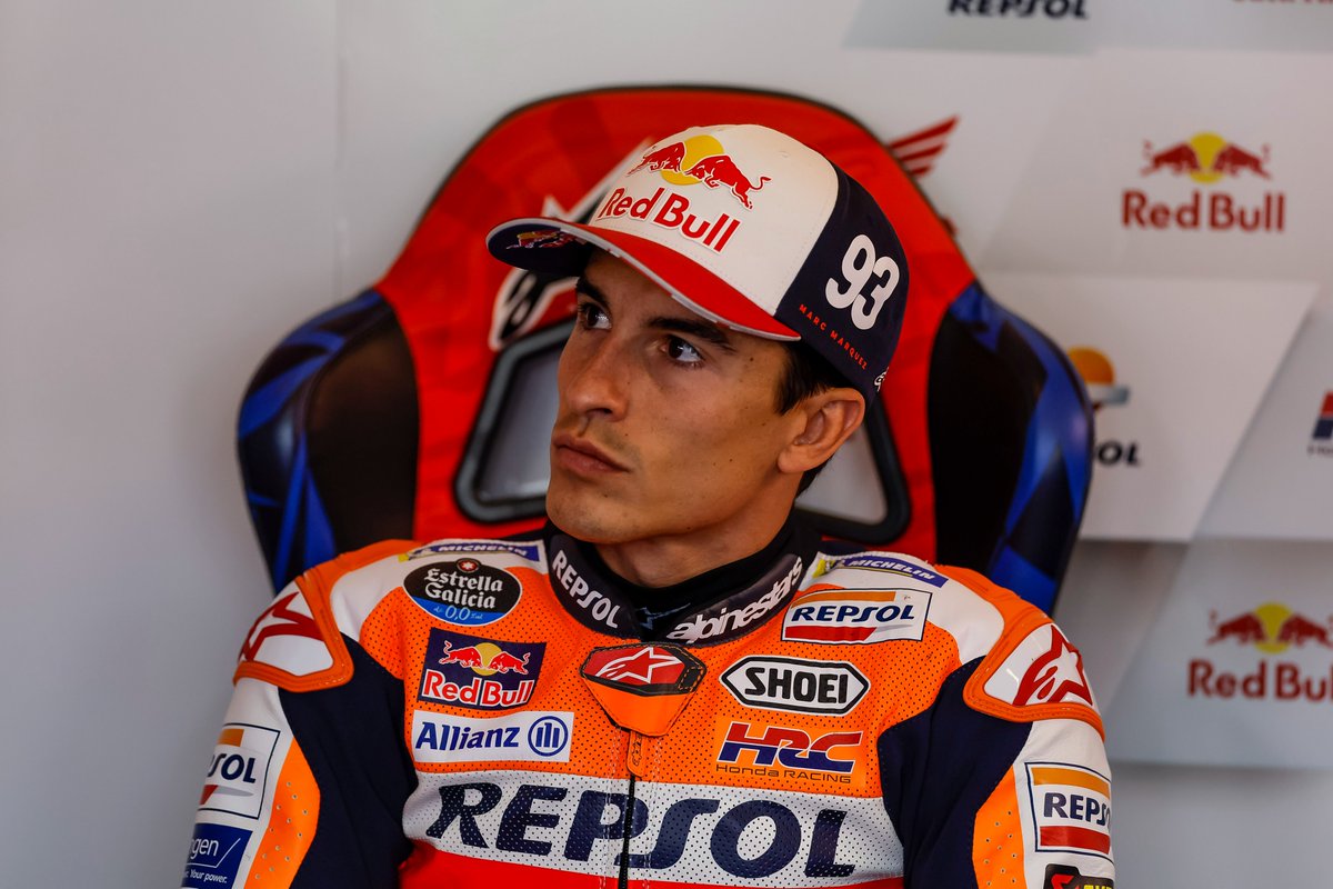 🎙 #MM93: “We have had a difficult Friday. I crashed and Zarco was leaving pitlane. It was very lucky that we both escaped. Tomorrow we keep trying to improve the feeling.”

👉 box.repsol.info/3NdYibN

#GermanGP🇩🇪