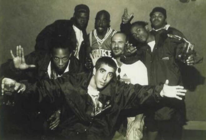 DuckDownMusic's tweet photo. 🎂 HBD @2PAC (June 16, 1971) https://t.co/Uy6FlDCRpx