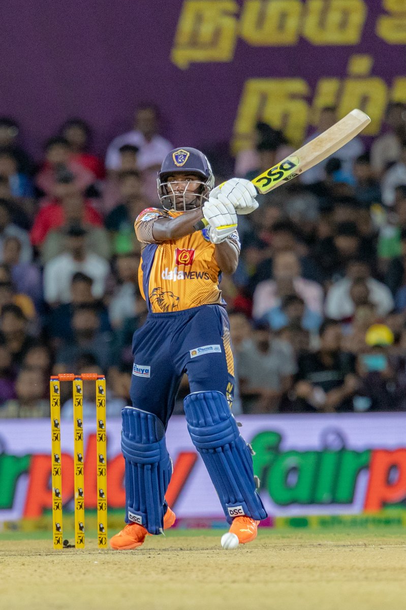 StarSportsTamil's tweet image. அதிரடி மச்சான் #Ajitesh 

#NammaOoruNammaGethu #TNPL #LKK #NRK #LKKvsNRK