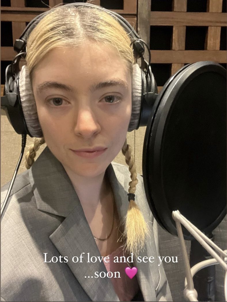 FywmymOaQAMgYXG?format=jpg&name=medium