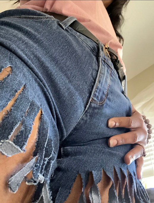 Tight af 👅 https://t.co/gqqnaWBpte