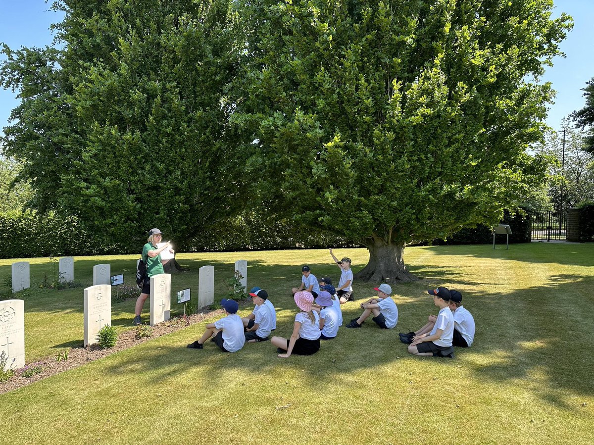 sherburnhungate's tweet image. Year 5 made SHP proud today during our trip to Stonefall Cemetery. The children demonstrated all of our A-Z values and gained lots of knowledge about WWII and the Stonefall War Graves.
Thank you @ElizbethjmSmith @CWGC for having us! #SHPHistory #MakingLearningMagical