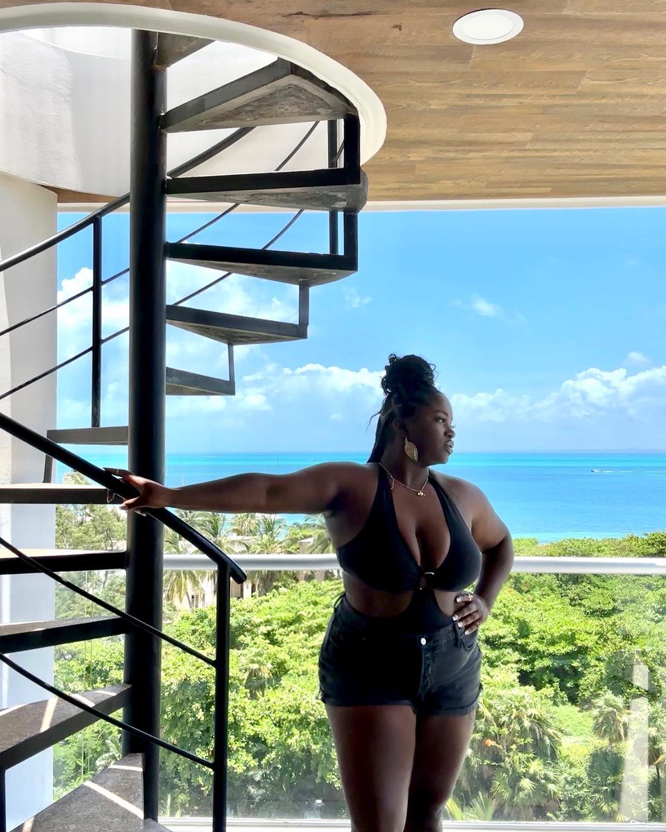 moodbylovelay's tweet photo. travel is my therapy. 
• cancun https://t.co/8zkXWSwdDv