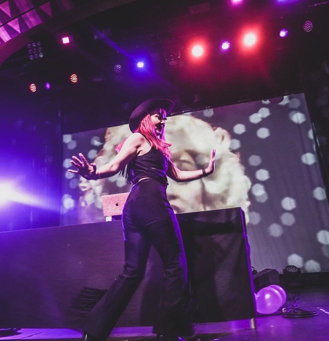 Happiest birthdays to <a href="/lucyyramone/">lucy giles🩷</a> 💖💖💖 she is the best and most inspirational little sister with so much talent, dedication, and passion for everything she takes on! Have any amazing day xoxo 🥁 🎤 🎨 💃 🎸 🎓 pic 1: Marco Flores