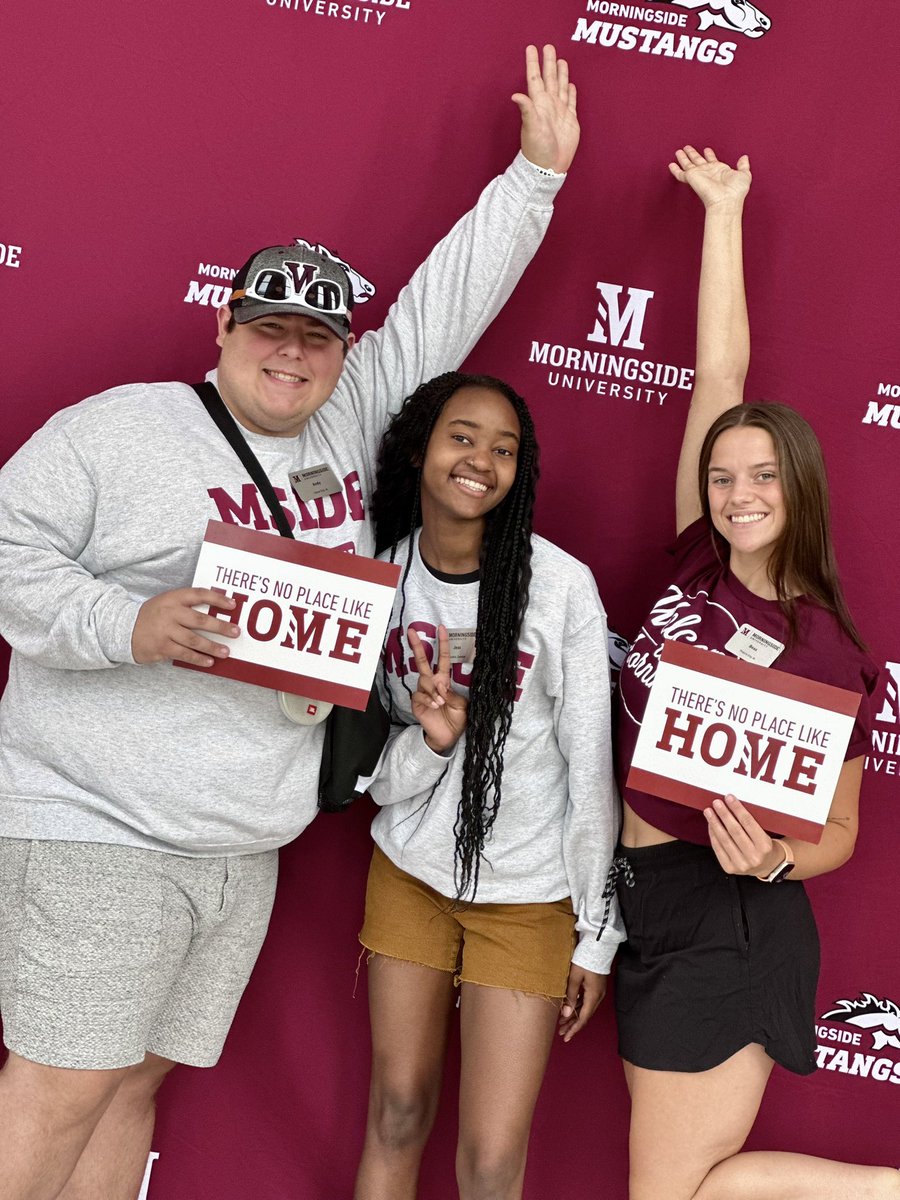 MorningsideEdu's tweet photo. Enrollment Days: Day 4
Thatβs a wrap on enrollment days. See you in August #Mside27 π
#msideproud #msideisthebestside #experiencematters https://t.co/afgbPD1pqQ
