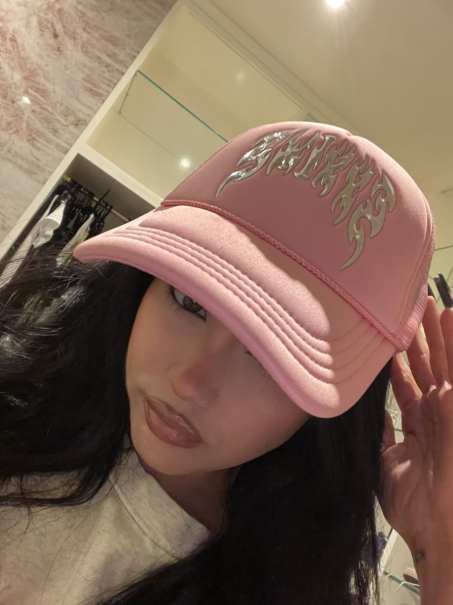 this new pink chrome trucker hat with the chrome @SWIXXZ  display picture 3