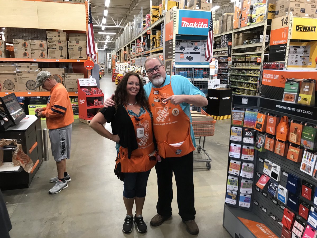 Great support visit this morning in 6919 Frankfort.   FES Danielle knows how to take care of our customers and our associates.  We appreciate you!