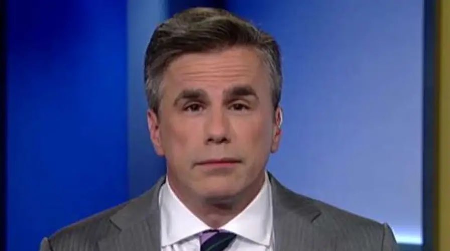 Roadmaster1253's tweet image. THIS GUY #TomFitton IS THE MAIN GUY AT #JudicialWatch @JudicialWatch AND GET THIS HES NOT EVEN A LAWYER BUT HE FAKE PLAYS ONE AND DOLES OUT LEGAL ADVICE .. THIS GUY @TomFitton &amp;amp; #JudicialWatch ARE SCAMS AND FRAUDS .. YOU AND YOUR ORGANIZATION HAVE BEEN BUSTED &amp;amp; EXPOSED..#NewsMax