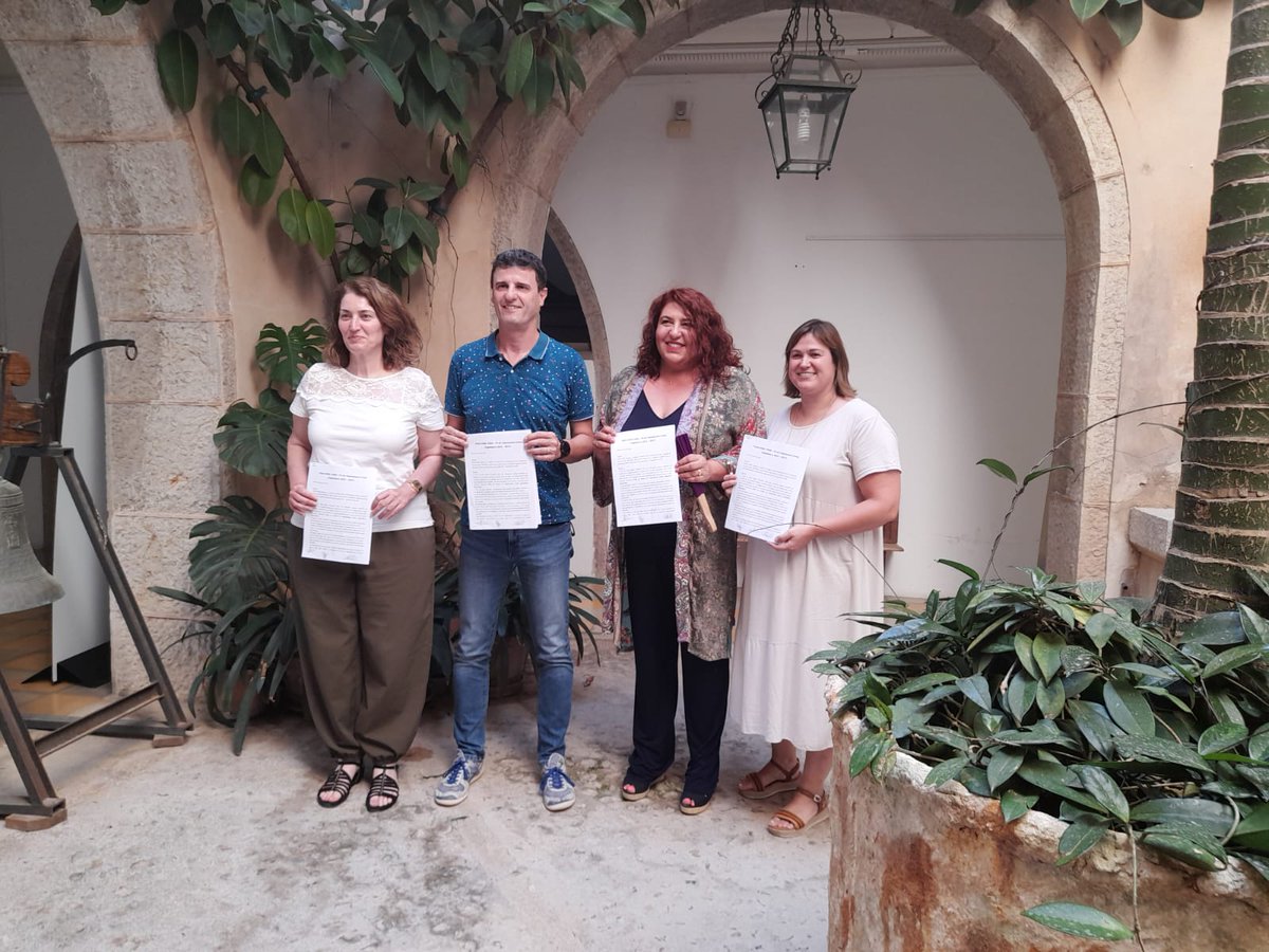 elPiArta's tweet photo. Satisfets d'haver arribat a un acord amb @socialistesarta per donar continuïtat a les polítiques d'aquests darrers 8 anys.

No obviam però que hem rebut un toc d'atenció del que hem pres bona nota, ens esforçarem més que mai, sempre en positiu, per recuperar la confiança perduda. https://t.co/Ucfn8Ia1hD