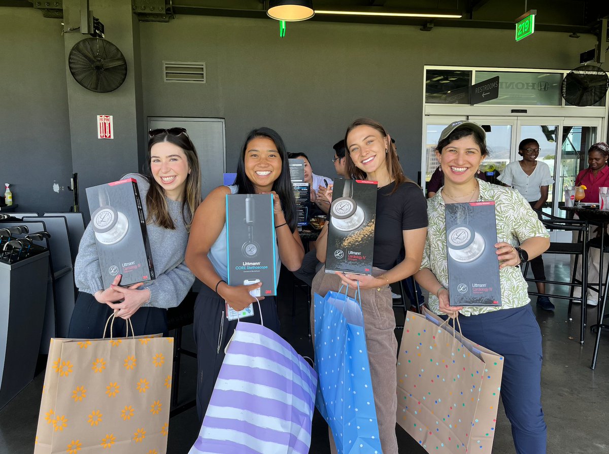 StanfordRadOnc's tweet photo. Congratulations to Assistant Clinical Research Coordinators, Maria Mendoza, Brianna Lau, Jen Hall, and Neelufar Raja, on their medical school acceptance!
We are rooting for you! #acrc #medicalschool #radiationoncology https://t.co/qV7Ig88y1q