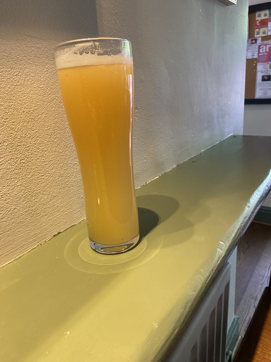 craftwo04350732's tweet photo. Great start to the weekend #bartat #ilkley #underthemanholecover #binibrew #supportlocal #craftale https://t.co/Gy7dFvJQmy