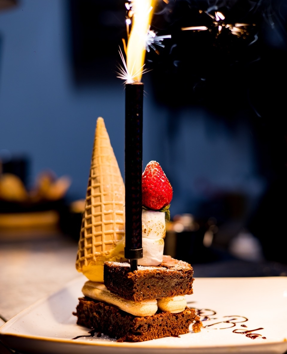 IdentityMediaPR's tweet image. A sweet sin waits at @sinsgastrobar 🍨