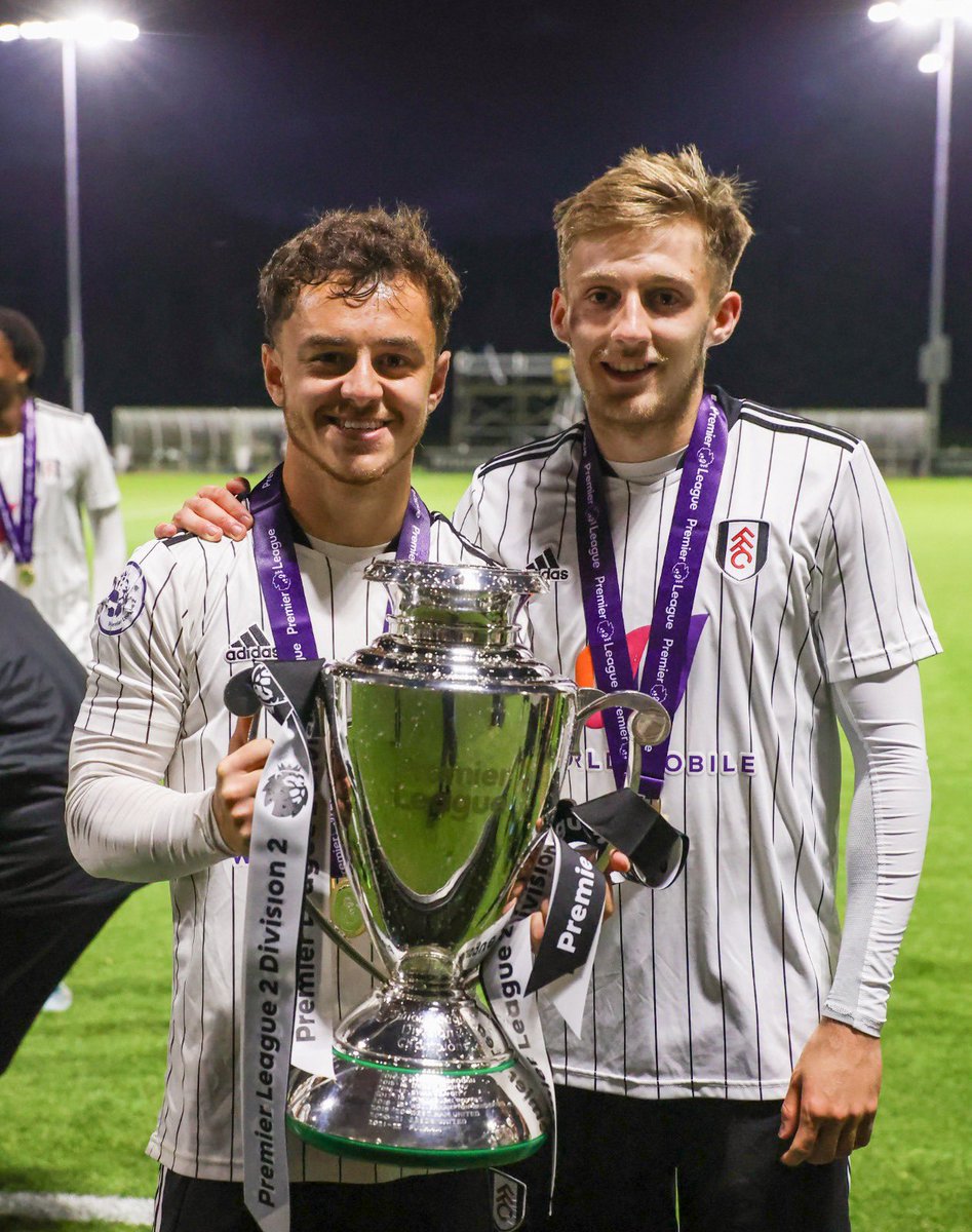 Thank you <a href="/FulhamFC/">Fulham Football Club</a>  for the last 10 years. Players and staff ❤️