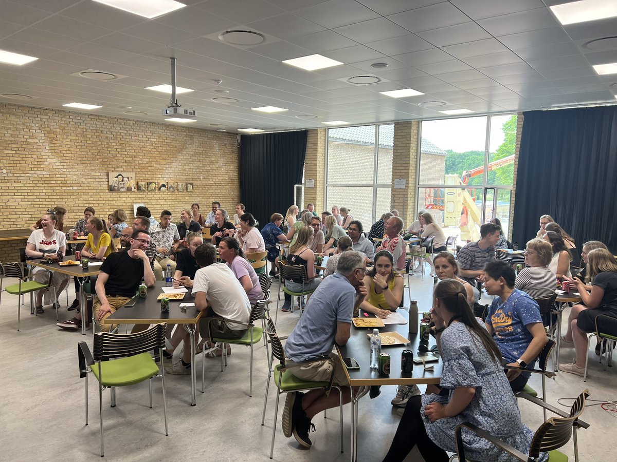 Pubquiz time during the Biomedicine Summer Party (Aarhus University, DK)! Thanks to all participants for the good vibes and the funny and enjoyable moment. Special thanks to Naiara, Morgane and our entertainer Anders ! #fun #teambuilding #International