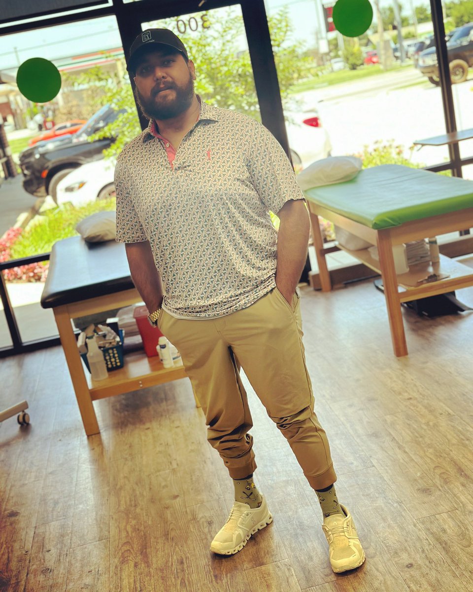 YungG_08's tweet photo. Perfect attire for any occasion from work to the links. Click to check out these awesome polos. https://t.co/OphFdIU0gQ https://t.co/QeZa5s7NID