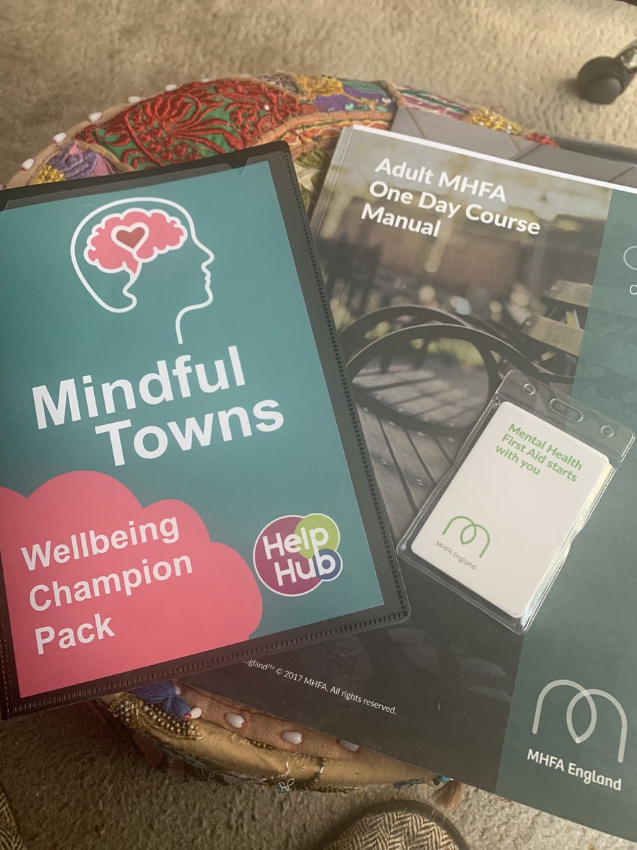 Happy that  our community champ @kennychild is now a mental health first aid champion and a well being champion for our town #mindfultowns @SNorfolkCouncil @MHFAEngland @Morrisons @DissTownCouncil #makegoodthingshappen