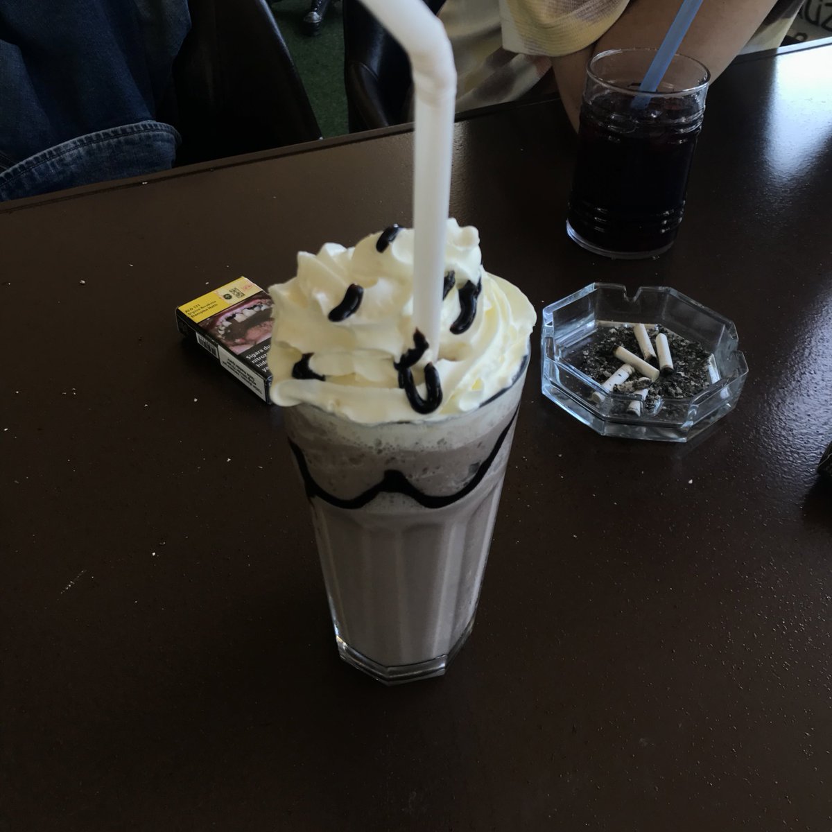 çikolatalı milkshake