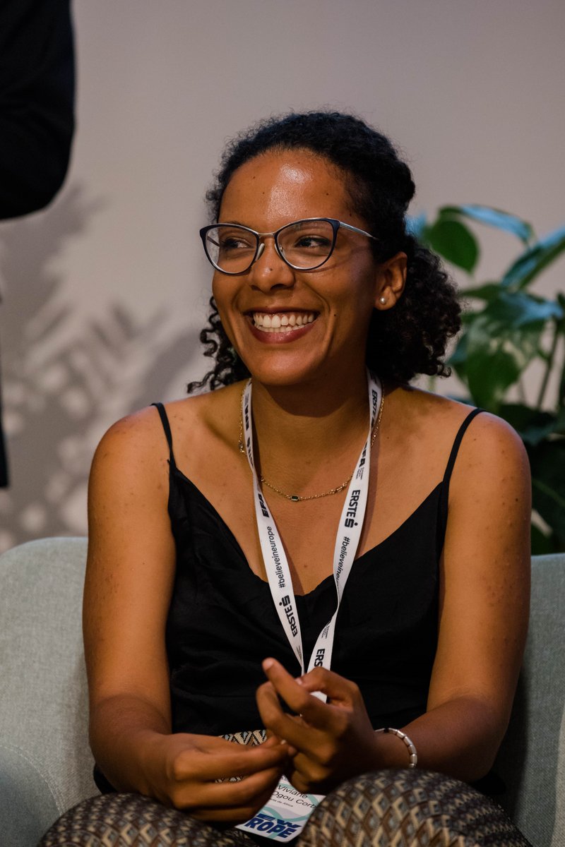 SomComuns's tweet photo. La nº 7 serà @vivianeogou, activista antiracista i directora de @PuertaAfrica

Com a 8 i 9 tindrem a @mpozueloc, Sec. d'Org de @podem_cat, i @JoseMontero_M, alcalde de #Montornès

I el nº 10 és Ernest Marco, doctor en química orgànica, que ha treballat en l'elaboració de la #LOSU https://t.co/VXlyJgATKk
