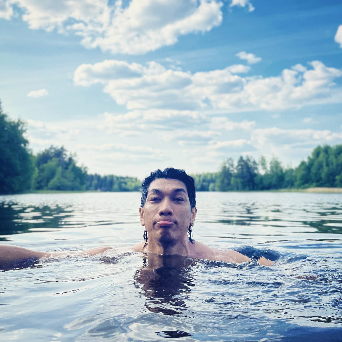 mapint04's tweet photo. ว่ายน้ำได้แล้ว น้ำอุ่นแล้ว 
Uiman!!! Kesä ☀️ https://t.co/WvWXNRhWRs
