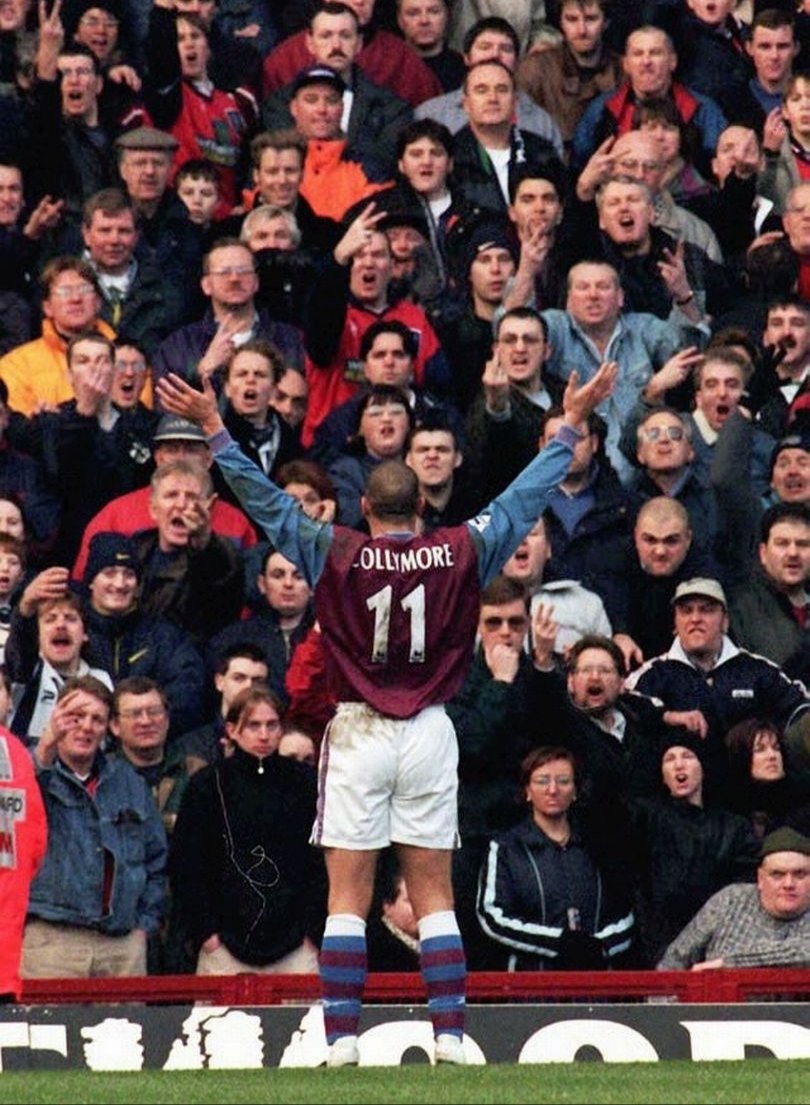 Stan Collymore celebrates his goal in front of the West Brom fans, 1998.

#AVFC