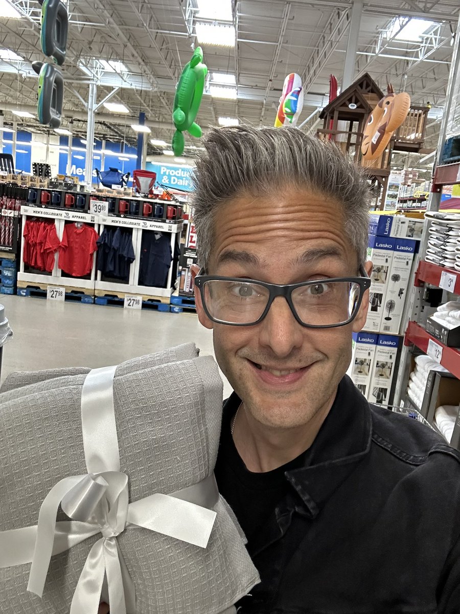 lifepointetv's tweet photo. You can love on a CarePortal family by bringing these items to church on Sunday: crib sheets, towels/washcloths, and household cleaning supplies. Blessed to be a blessing! #careportal #love #outreach #blessedtobeablessing https://t.co/4z7UOb5TSX