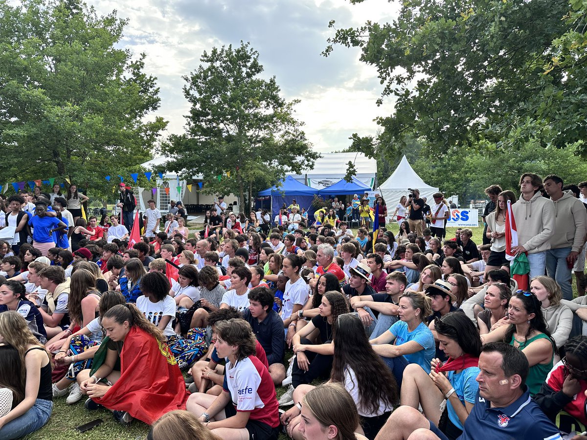 aefeinfo's tweet photo. #JIJ2023 🌎| La cérémonie de clôture a été lancée par le traditionnel défilé des équipes.

 👉 Ce moment rempli d’émotion vient conclure une semaine @JIJ_AEFE_UNSS riche en rencontres, partages et défis culturels et sportifs https://t.co/hEV7kRWjYq