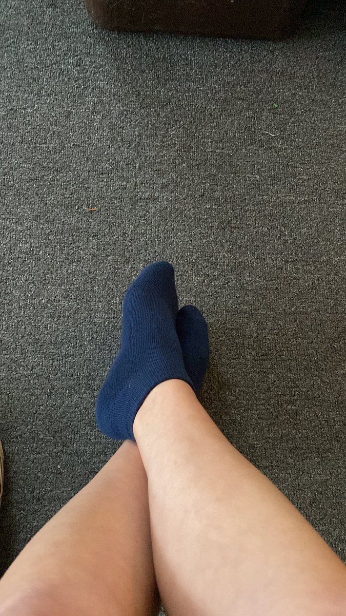 tiny_feet23's tweet photo. #sockedfeet #customfeetpics #socks https://t.co/T6kNkaYFQx