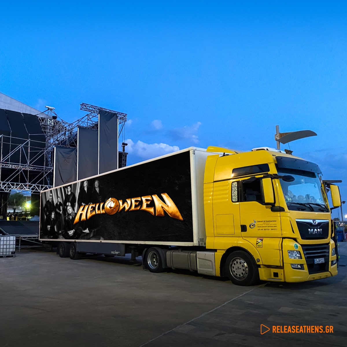 Are you ready? Unloading has started. 🎃

#releaseathens23 #helloween #day2 #makingmemoriestogether