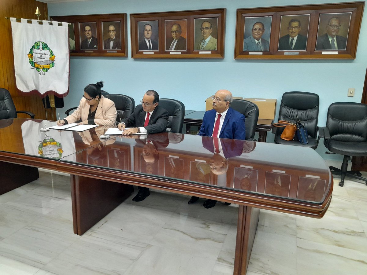 Oficina Comercial Embajada de Cuba en Panamá tweet media