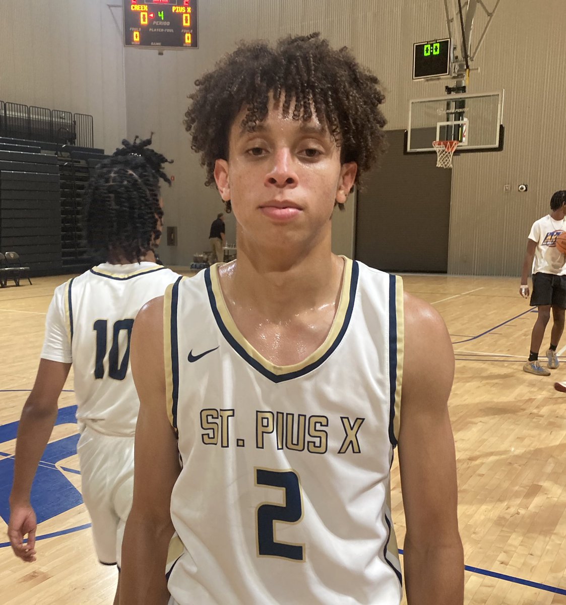 JL_Hemingway's tweet photo. #GBCALive

Impressed with the game of ‘25 PG Aiden Portee.

📝 Poised lead guard, body control, keeps eyes up to find cutting teammate, burst with the ball downhill.

Plays for St. Pius X https://t.co/U4ucw1EHil