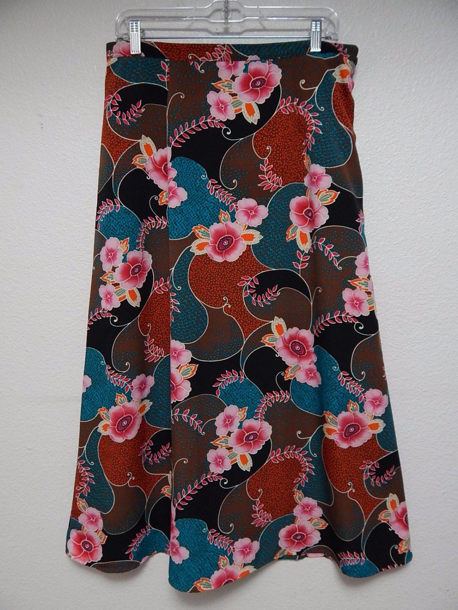 Check this out and more in our #etsy shop: Sag Harbor 34' Waist 14 Long Ankle Length Floral/Asian Style Womens Skirt (A Line Maxi) etsy.me/42QuqIh #floral #asian #skirt #fashion #vintagefashion #etsyseller